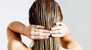 Kako hitro posušiti lase brez sušilnika za lase: koristni nasveti